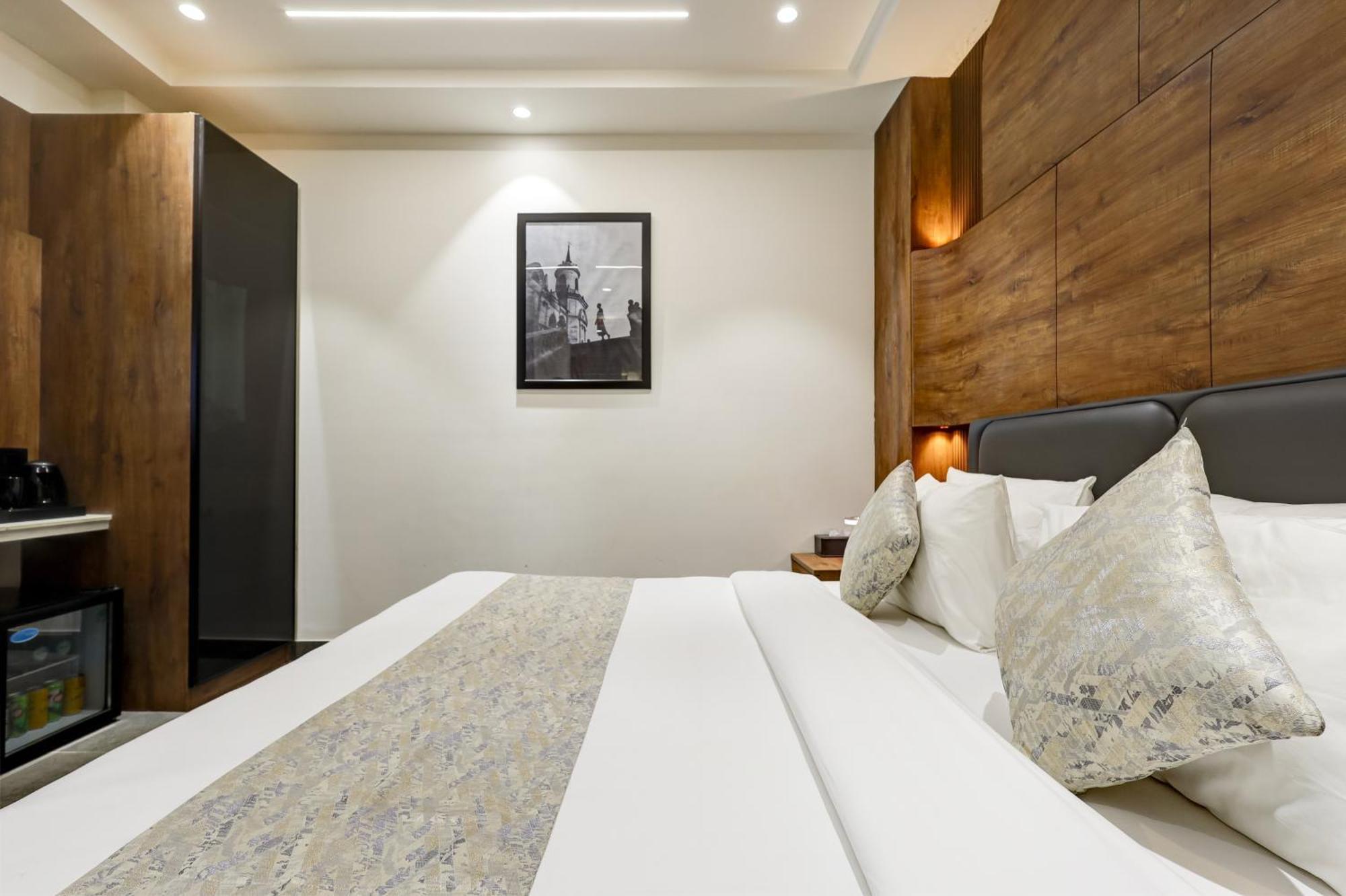 The Tyche New Delhi - Traveller'S Choice Award Winner 2025 Νέο Δελχί Εξωτερικό φωτογραφία